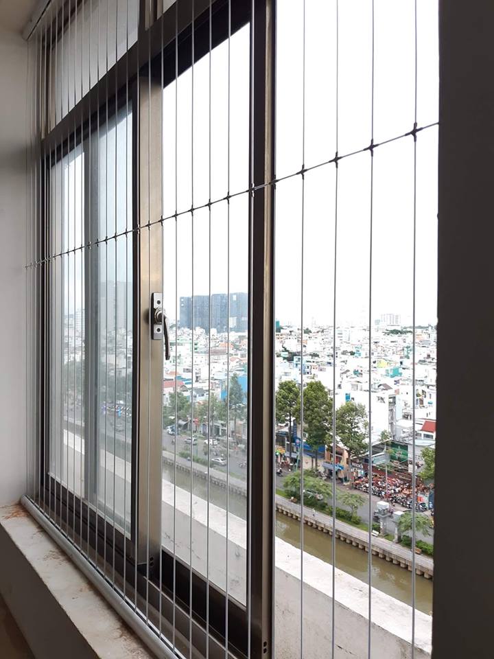 lap-luoi-an-toan-tai-chung-cu-ha-long-1